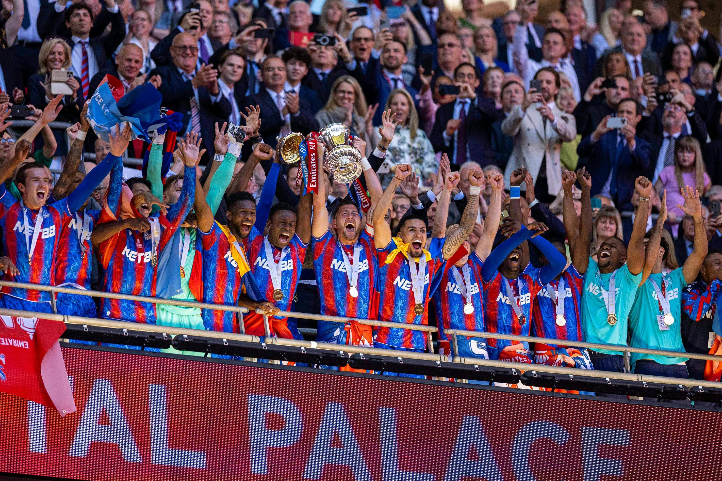 欧洲足坛联赛中球队实力均衡对决悬念重重的简单介绍