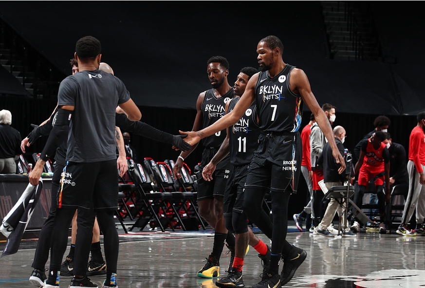 aoa体育培训-关于篮网对战爵士，两支实力豪强争夺胜利的信息