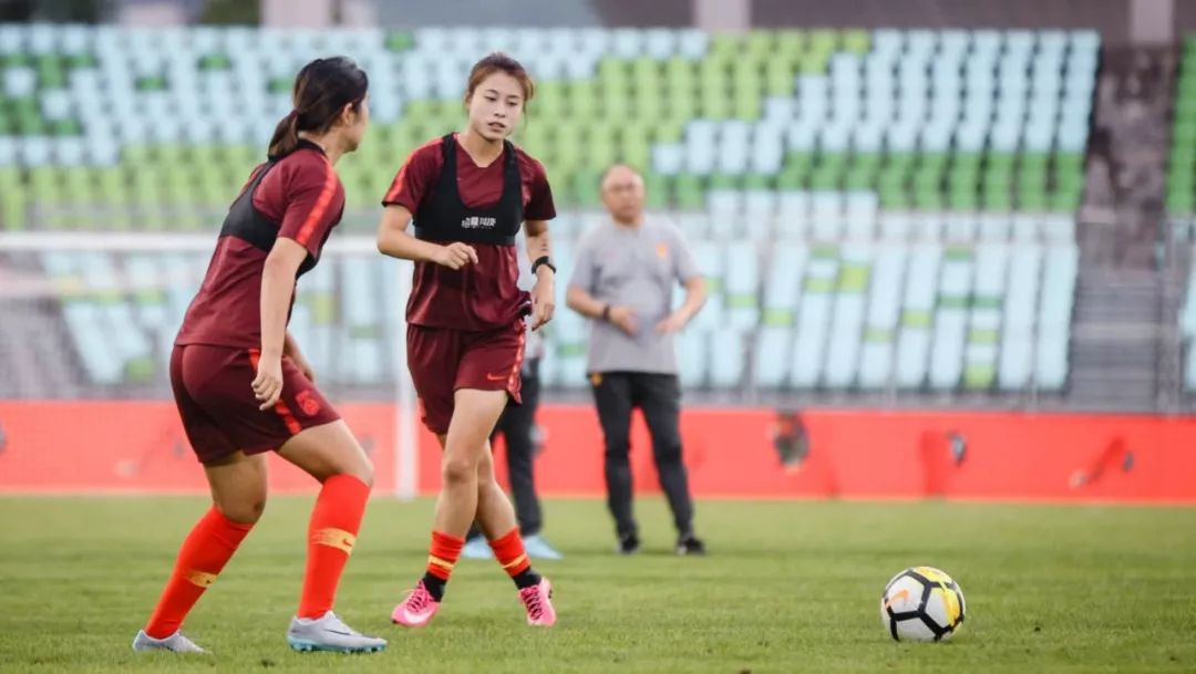 aoa体育视频-瑞士女足胜出墨西哥，晋级赛事半决赛