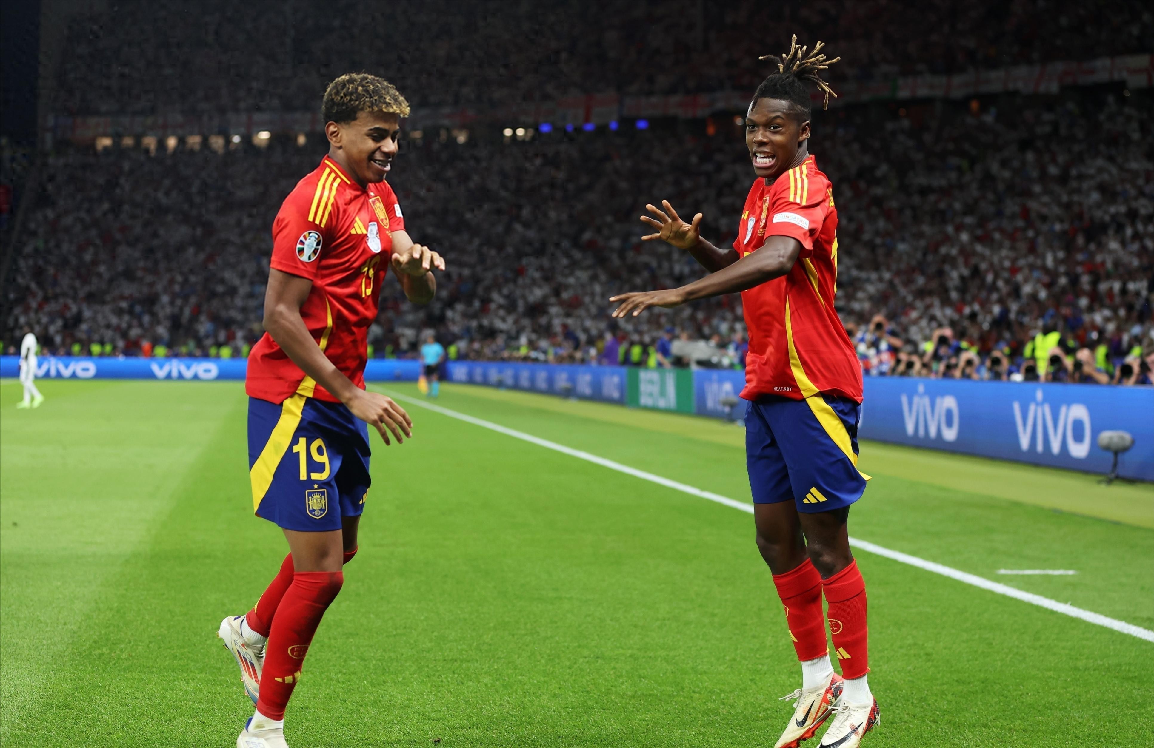 aoa体育培训-利物浦冬季转会突袭，巴萨神锋或加盟红军