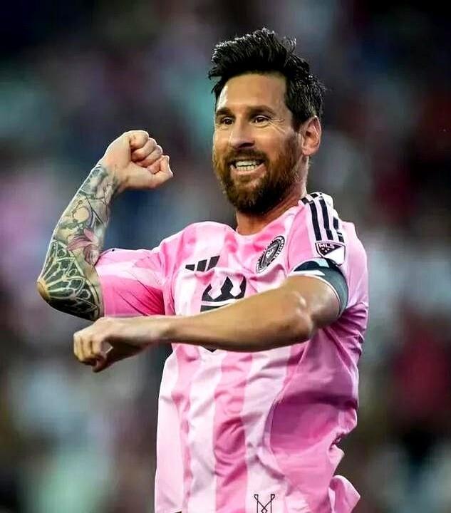 包含梅西破门晋级：国内联赛老将发威的词条