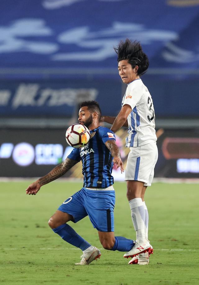 广州富力坚守主场，期待战胜江苏苏宁的简单介绍