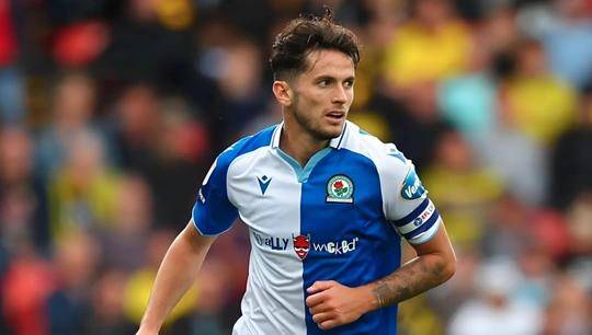 布里斯托尔城表现出色,赢得球迷青睐的简单介绍 布里斯托尔城表现出色,赢得球迷青睐的简单介绍