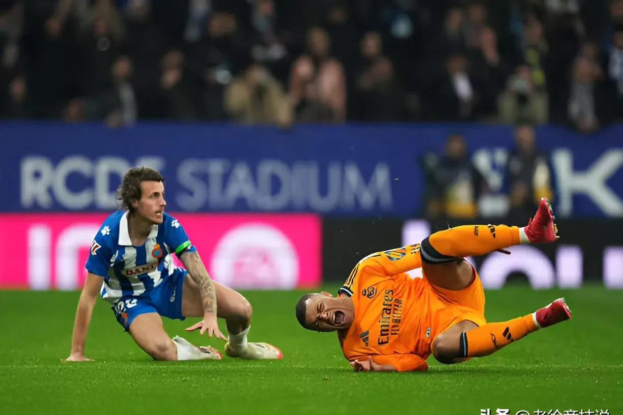 西甲豪门皇家马德里遭遇连败,球迷忧心的简单介绍 西甲豪门皇家马德里遭遇连败,球迷忧心的简单介绍