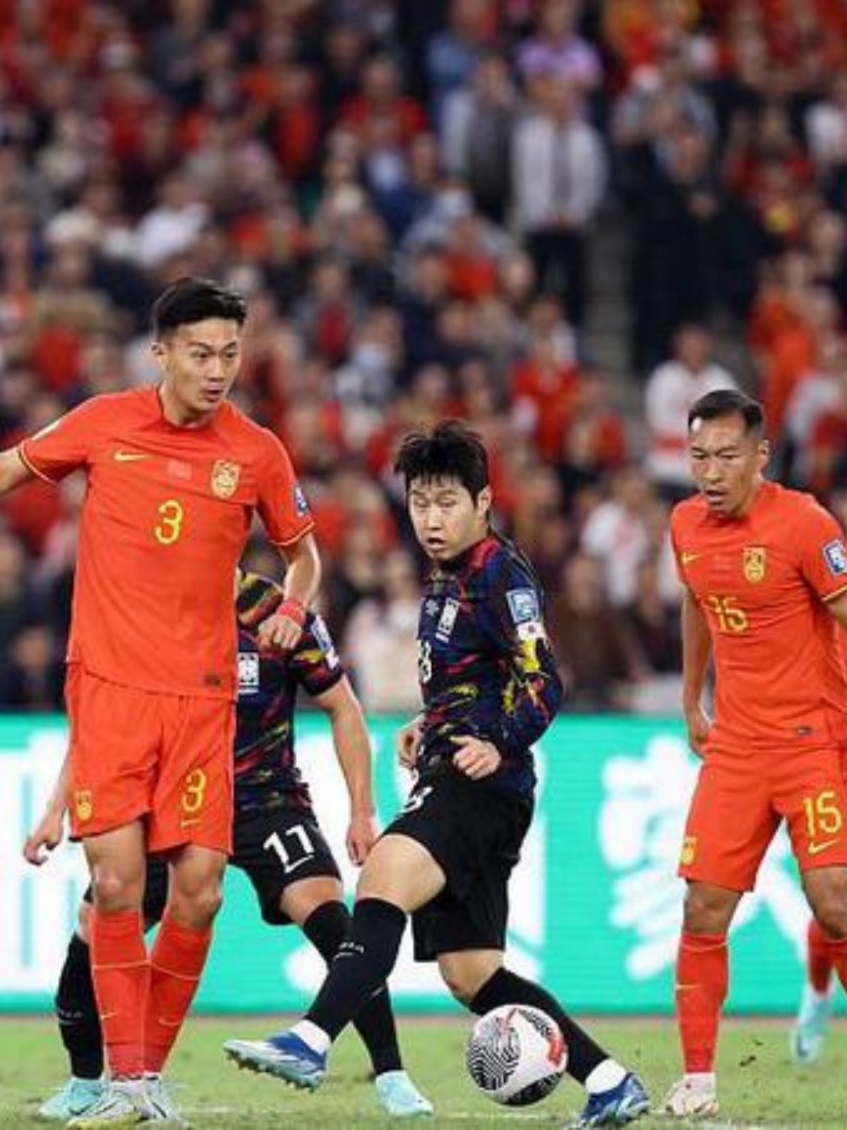 aoa体育活动-关于青岛黄海战术奇险遭遇挑战，球员状态不佳全队需要振作的信息