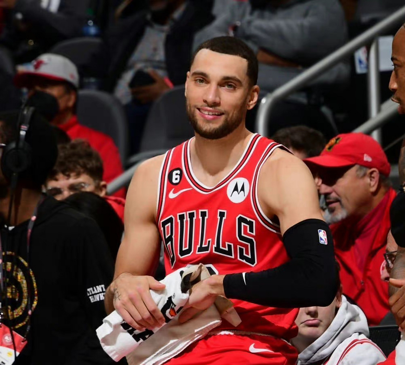 aoa体育视频-关于公牛不敌开拓者止步三连胜，拉文得分领先的信息