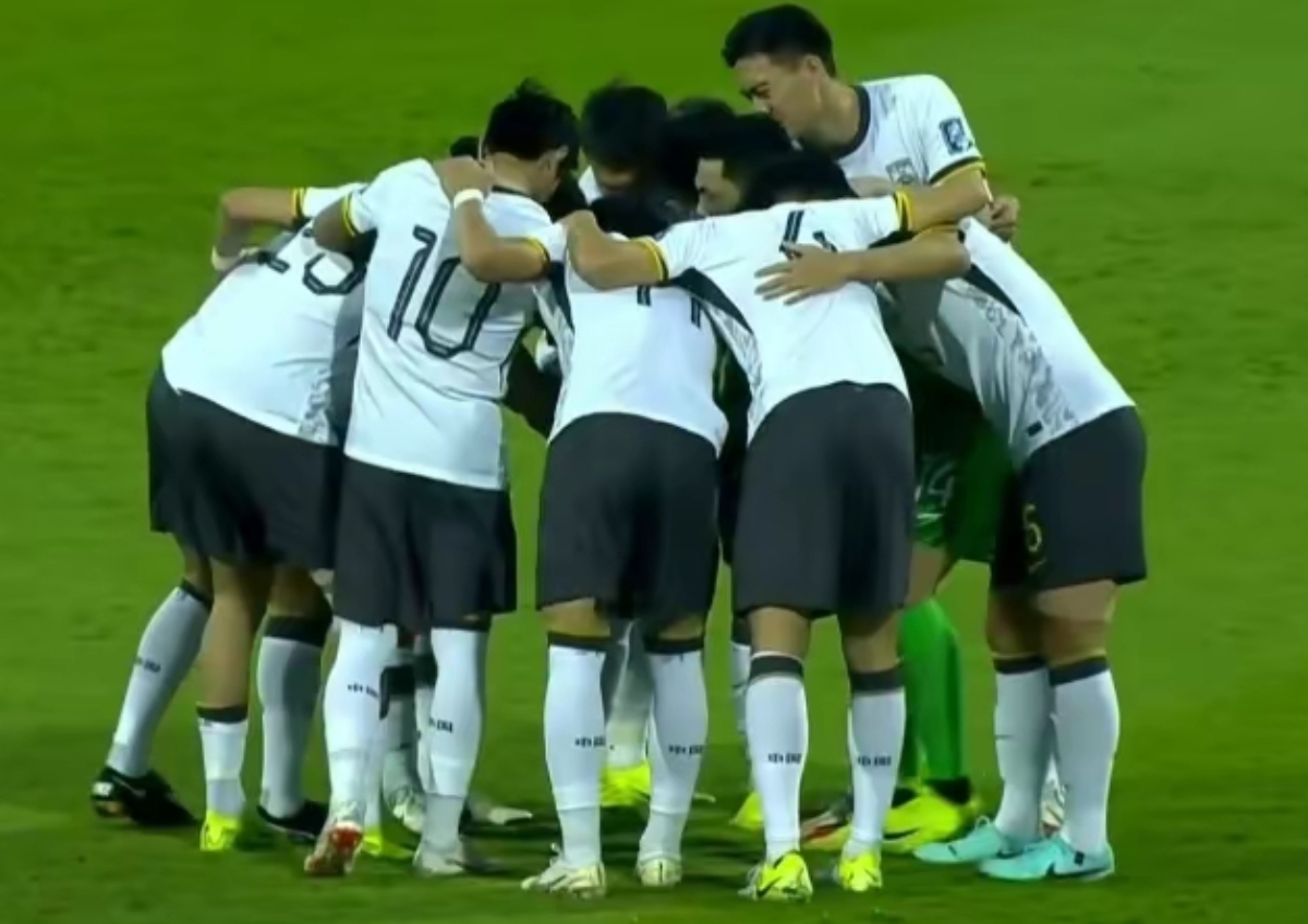 包含国内足球职业联赛关键比赛强强对话，看点十足的词条