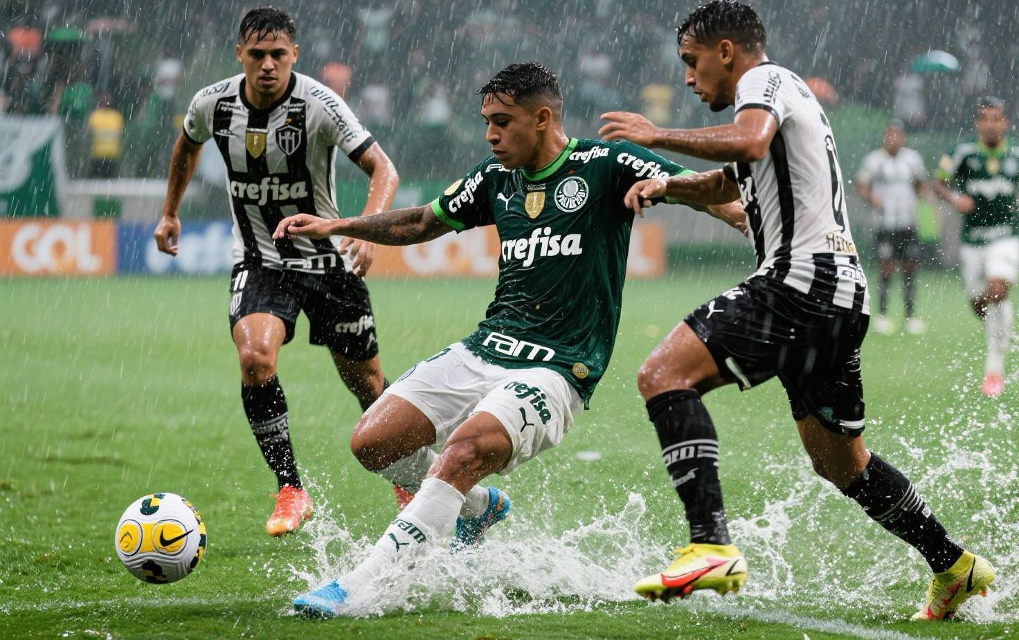 关于足球赛场中的豪门巅峰,谁能称霸全场?的信息 关于足球赛场中的豪门巅峰,谁能称霸全场?的信息