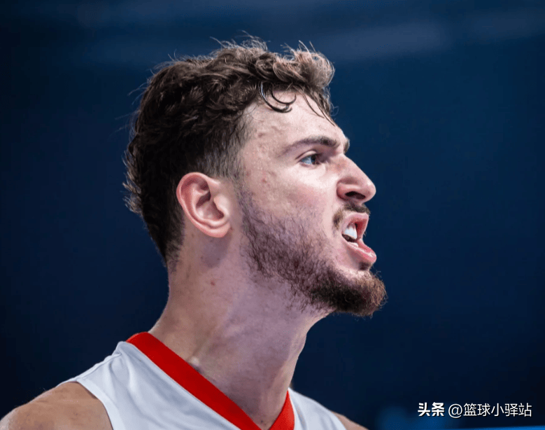 包含火箭助教被指犯规争议,比赛气氛紧张的词条 包含火箭助教被指犯规争议,比赛气氛紧张的词条